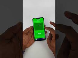 Cargue el archivo apk usando la opción en bluestacks. Green Screen Videos Apk