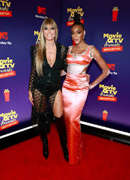 Best of madison 2020 was presented by the ho. Mtv Movie Tv Awards 2021 Die Besten Looks Der Preisverleihung Vogue Germany