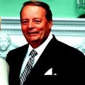 Bob Macomber's Instagram, Twitter & Facebook