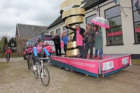 Maybe you would like to learn more about one of these? Leuvenheim Klaar Voor De Giro Regiobode