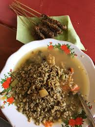 Bagi sebagian orang mengonsumsi makanan yang berasal dari laut bisa menyebabkan keracunan. Local Guides Connect Lontong Kupang Paling Ueeenaaak Local Guides Connect
