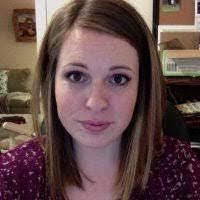 Heidi Cabral's Instagram, Twitter & Facebook