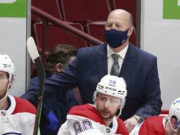 Montreal canadiens head coach michel therrien has a few words for brian flynn as they face the chicago blackhawks during third period nhl hockey action thursday, january 14, 2016 in montreal. Canadiens Fire Head Coach Claude Julien Thescore Com