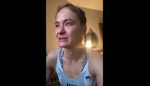 Karolina kowalkiewicz is a polish mixed martial artist. Jtruyno Xurxlm