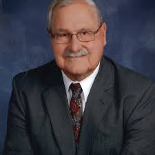 Linda Gerdes's Instagram, Twitter & Facebook