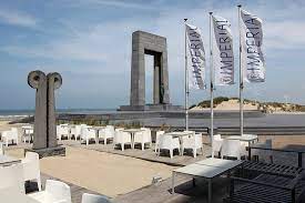 It was also on the beach of de panne that king leopold i, on 17th july 1831, came ashore and, in doing so, set foot on his future kingdom for the first time. Imperial De Panne Menu Preise Restaurant Bewertungen Tripadvisor
