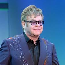 Trotzdem kam der begriff erst 1994 ins massenbewusstsein, als er intensiv von magazinen wie new musical express, melody maker, select und q benutzt wurde. Elton John Hatte Gerne Schon Fruher Kinder Gehabt Bunte De