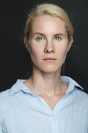 A couple new head shots! Thank you @davekelleyphotography #Actress #Acting  #Headshot