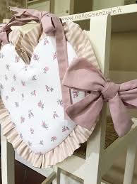 Perfetti anche come telo arredo per il divano! Schienale A Forma Di Cuore Per Sedie Romantiche Nellessenziale