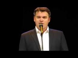 песня о дружбе из к ф зимний вечер в гаграх Evgenij Dyatlov Druzhba Kogda Prostym I Nezhnym Vzorom Youtube Suit Jacket Jackets Fashion