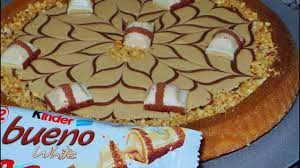 Preparala è abbastanza semplice e il risultato vi stupirà! Crostata Morbida Kinder Bueno Gialquadrato Youtube