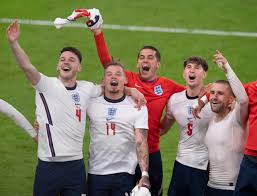 Italy and england are preparing to face off in the final of euro 2020. 2cvbs Ar6com4m