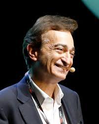 Il titolo delle voci è nella forma nome cognome, ma qui sono ordinate alfabeticamente per cognome. Marco Borradori Wikipedia