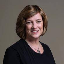 Paula Leclair's Instagram, Twitter & Facebook