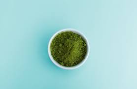 8 Best Greens Powder Supplement Ingredients & Their Benefits