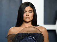 Kylie Jenner: Not a billionaire, but Kylie Jenner is highest-paid  celebrity, Forbes says; has earned $590 million last year - The Economic  Times