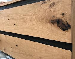 Altholz Liebe Auf Instagram Sideboard Aus Charaktervoller Eiche Mit Griffleisten Aus Rohstahl Alle Astlocher Haben Wir Schwarz Aus Sideboard Architecture