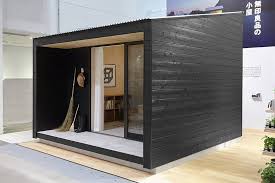 Muji Reopens Global Flagship Store In Tokyo S Yurakucho Neighborhood Mit Bildern Micro Haus Gartenburo Beton Badezimmer