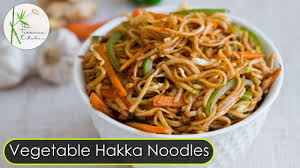 In this recipe we show you how to make the most perfect hakka noodles in just three easy steps. Vegetable Hakka Noodles With Homemade Noodles Indo Chinese Recipe The Terrace Kitchen Youtube