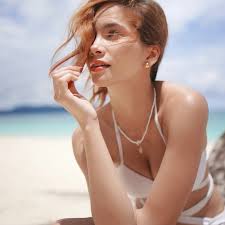 Always will be in love with the 1950s ❤ Photographer: @dee asuncion HMUA,  Stylist: @stattooesquebeauty . . . #bestoftheday #creative_portraits  #classic #editorial #fashion #hsdailyfeature #insta #instafashion #instapic  #instagood #instamood #instagram ...