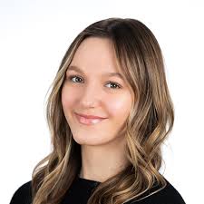 Roxanne Child's Instagram, Twitter & Facebook