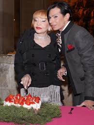 Vão de retiro bichas do armário. Caras Betty Festeja Aniversario E 15 Anos De Casamento Com Jose Castelo Branco