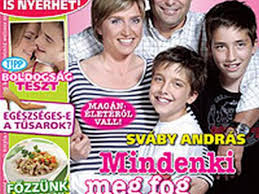 A teljes sztárnévsort a ma esti fókuszban mutatja be az rtl klub, addig is ízelítőként itt egy kis backstage anyag, amiben már jó pár sztár látható a stúdióban: Celebrity A Z