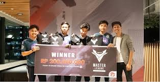 Pada gelaran free fire master league season iii divisi 2 akhirnya telah sampai di penghunjung acara. Enam Tim Berhasil Lolos Dari Free Fire Master League 2020 Hybrid