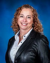 Jenny Tobar's Instagram, Twitter & Facebook