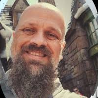 Scott Tirrell's Instagram, Twitter & Facebook