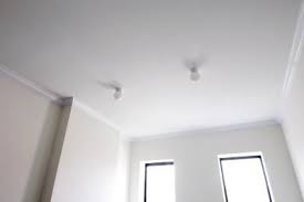 How To Bleach Water Marks On The Ceiling Ehow Popcorn Ceiling Ceiling Texture Smooth Ceiling