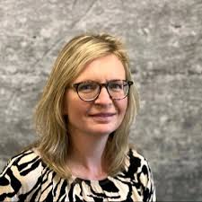 🚨 Vacature alert! We zijn op zoek naar een ervaren Communicatiestrateeg  met hart voor maatschappelijke impact en gelijke kansen. Als  Communicatiestrateeg leid je WOMEN Inc.'s marketing- en…