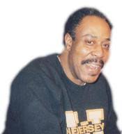 Bobby Earl's Instagram, Twitter & Facebook