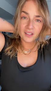 Funny Hairdresser Conversations with a Single Client