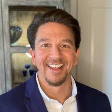 Summer Stapleton's Instagram, Twitter & Facebook