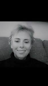 I see a very loving mother, and supportive wife married to a man who defied  incredible odds. We want more wholesome family content like this!!!  👏🏻👏🏻👏🏻 #Vance2028