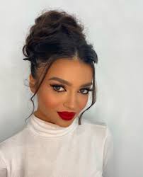 Luckily, the bomb disposal squad defused the bomb before it. The Next Bomb Cindy And Elvis In A Relationship It Is Revealed How The Truth Stands