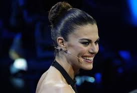 E nell'occhio del ciclone entra bianca guaccero. Bianca Guaccero Archivi Donnapop