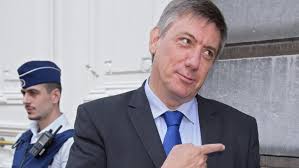 Heb je vragen of opmerkingen, aarzel dan niet contact op te nemen aan de hand van onderstaand formulier. Pour Le Syndicat Policier Jan Jambon Est Le Ministre De L Interieur Le Plus Efficace