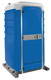polyjohn fleet portable restroom w