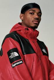 Supreme E The North Face Apresentam Nova Colecao De Inverno Streetwear Brasil