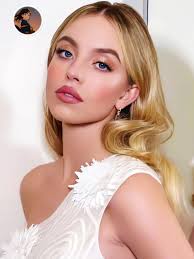 Who won the match? Ana de arms 😘 // Sydney Sweeney ❤️