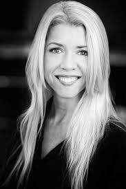 Naomi and Ely's No Kiss List (2015)