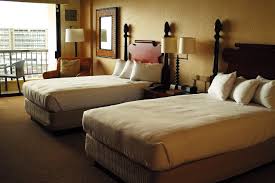 フリー写真] ベッドのあるホテル内の風景でアハ体験 | GAHAG | 著作権フリー写真・イラスト素材集 - GAHAG | 著作権フリー写真・イラスト 素材集