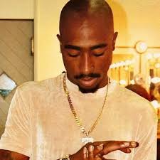 Karla Poulos (@KarlaPoulos14)