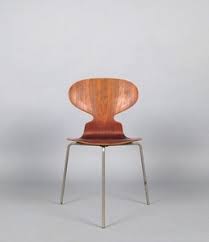 Neben ihren charakteristischen drei beinen zeichnet sich die ameise durch die. Lot Art Arne Jacobsen Stuhl Modell Ameise 3100 Fur Fritz Hansen