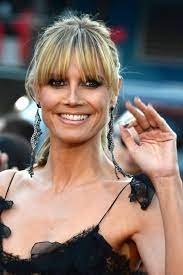 40 Heidi Klum Frisuren Als Inspiration Fur Dein Schickes Haarstyling Heidi Klum Frisuren Frisur Lange Haare Pony Pferdeschwanz Mit Pony