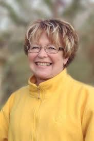 Doris Faris's Instagram, Twitter & Facebook