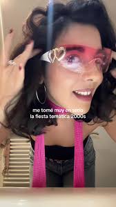 Fiesta temática 2000s: ¡Nostalgia y diversión!