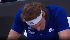 Στέφανος τσιτσιπάς, pronounced ˈstefanos t͡sit͡siˈpas; Stefanos Tsitsipas Injures Father By Smashing Racket Before Lecture From His Mother Mirror Online